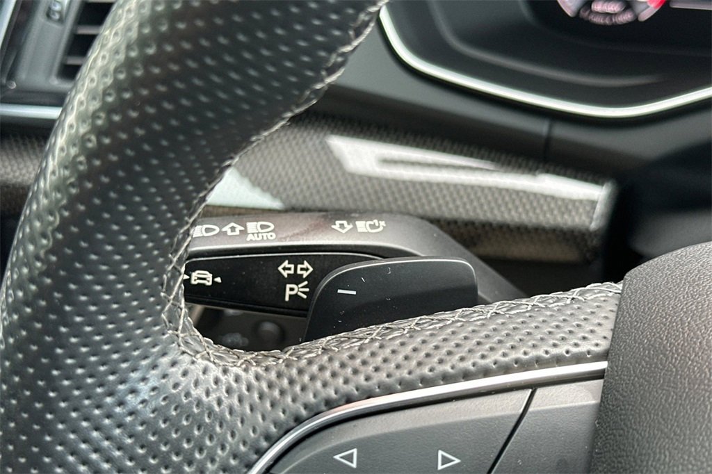 Used 2023 Audi SQ5 Premium Plus w/ Premium Plus Package image 33