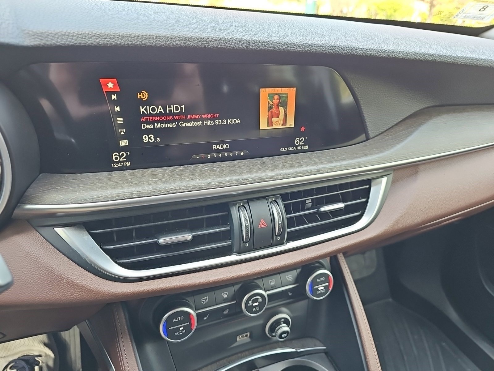 Used 2018 Alfa Romeo Stelvio Ti AWD/4WD image 20