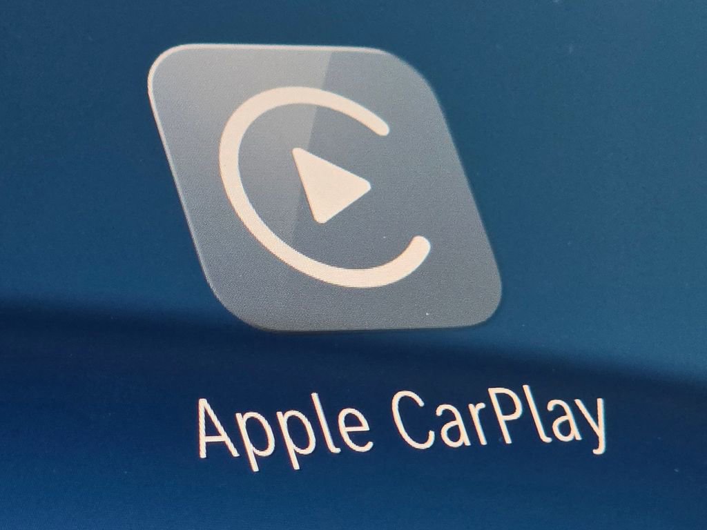 New 2026 Mercedes-Benz E 450 4MATIC Sedan image 5