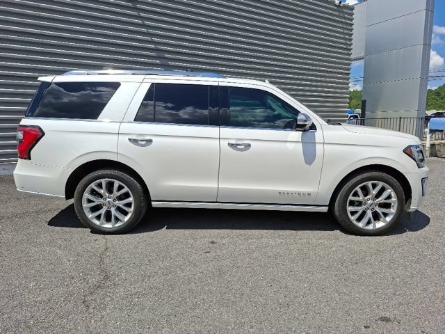 Used 2019 Ford Expedition Platinum AWD/4WD image 2