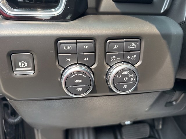 Used 2025 GMC Sierra 2500 Denali w/ Technology Package image 15