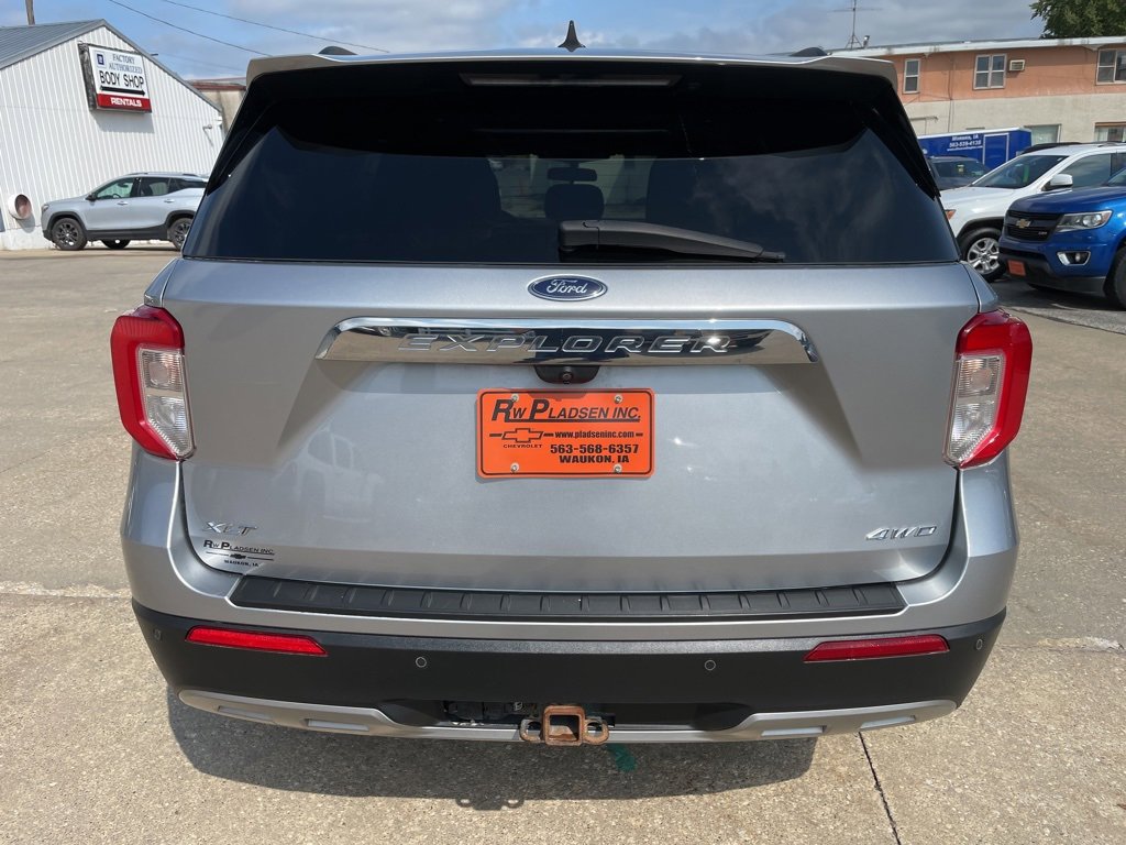 Used 2021 Ford Explorer XLT w/ Equipment Group 202A image 17