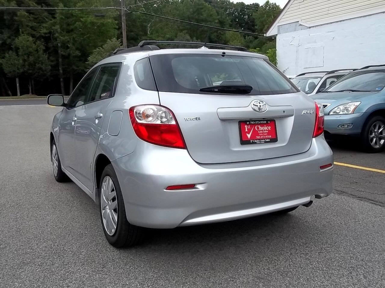 Used 2010 Toyota Matrix FWD image 2