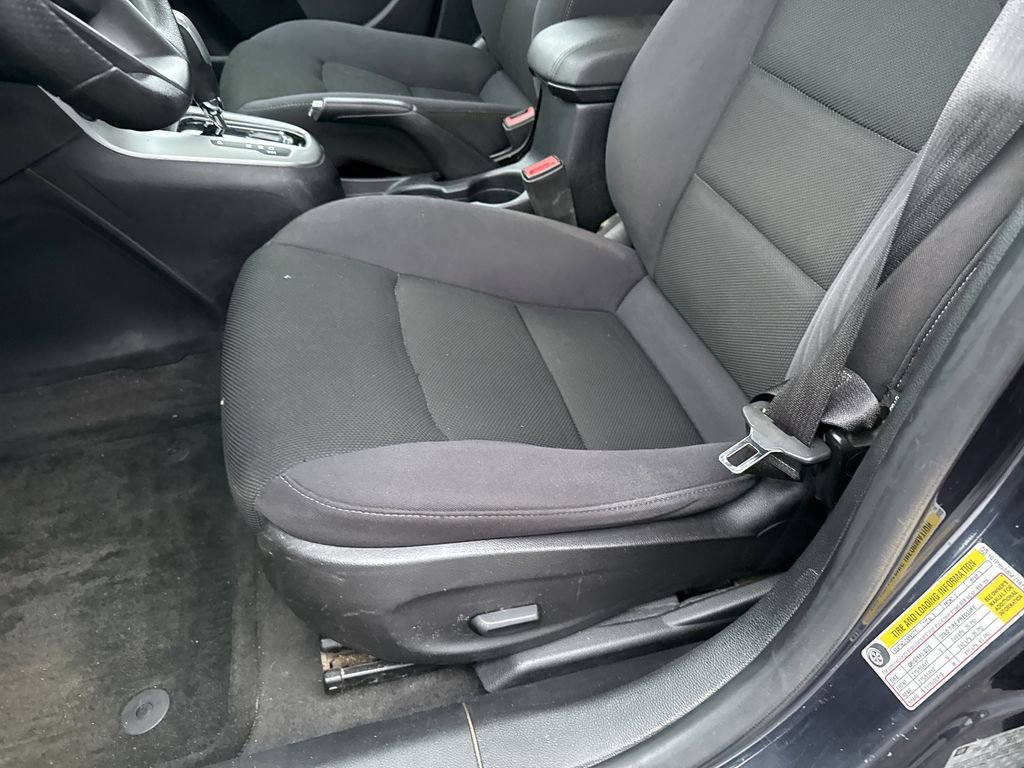 Used 2015 Chevrolet Cruze Eco image 11