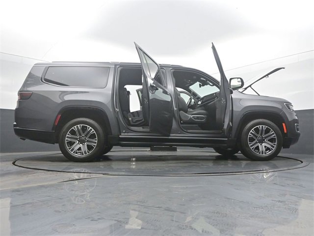 Used 2024 Jeep Wagoneer L Series II w/ Flexible Seating Group image 63