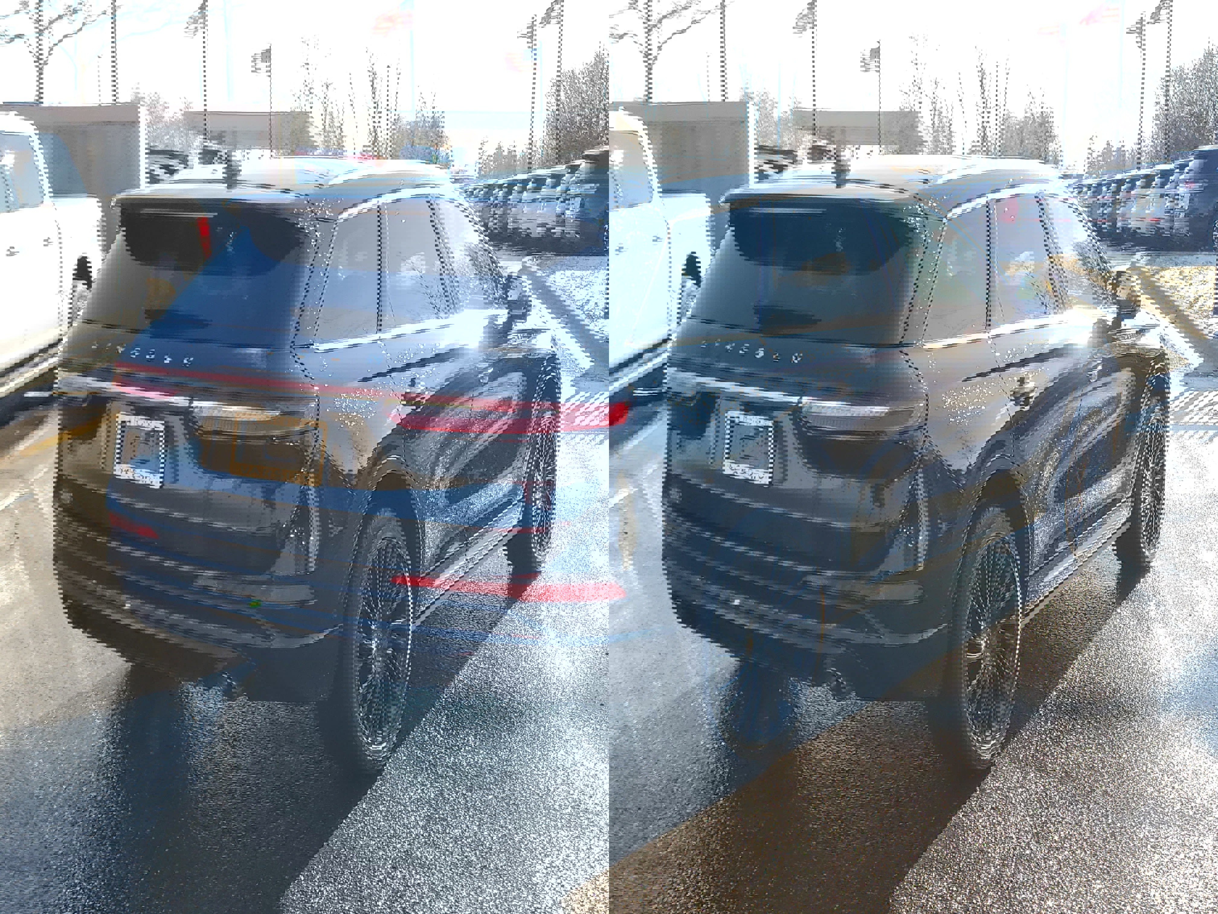 Certified 2022 Lincoln Corsair Reserve w/ Equipment Group 201A image 6