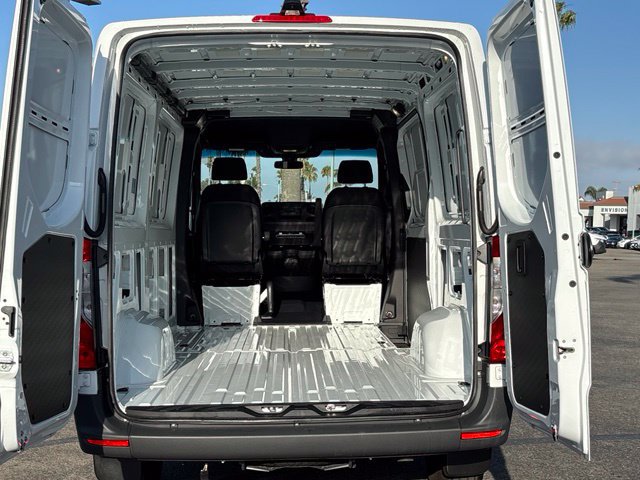 Used 2026 Mercedes-Benz Sprinter 2500 image 25