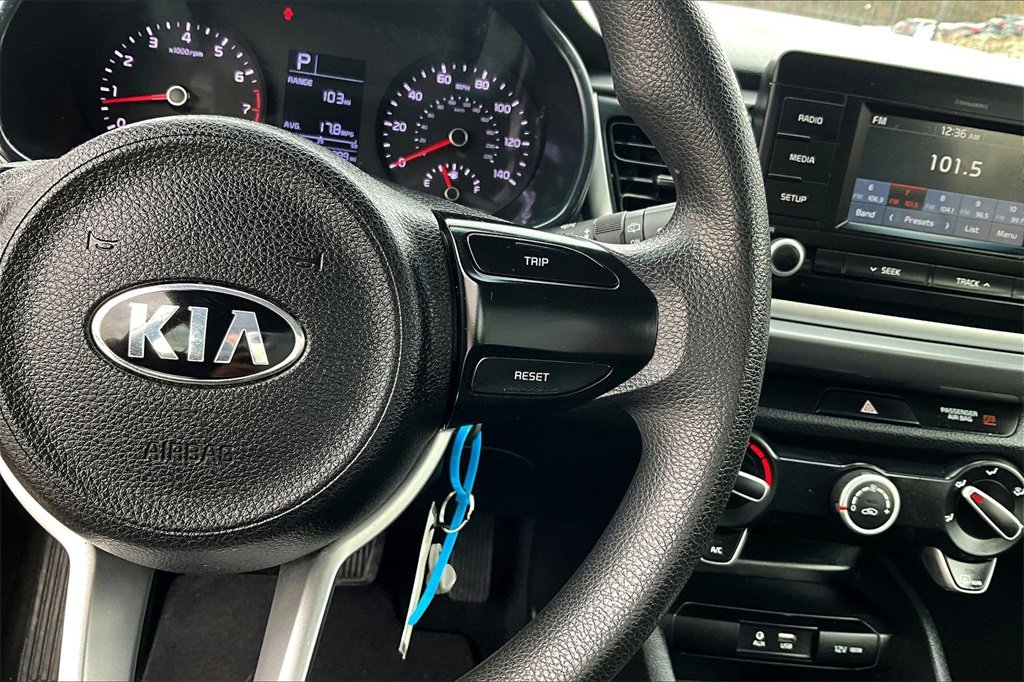 Used 2018 Kia Rio LX image 16
