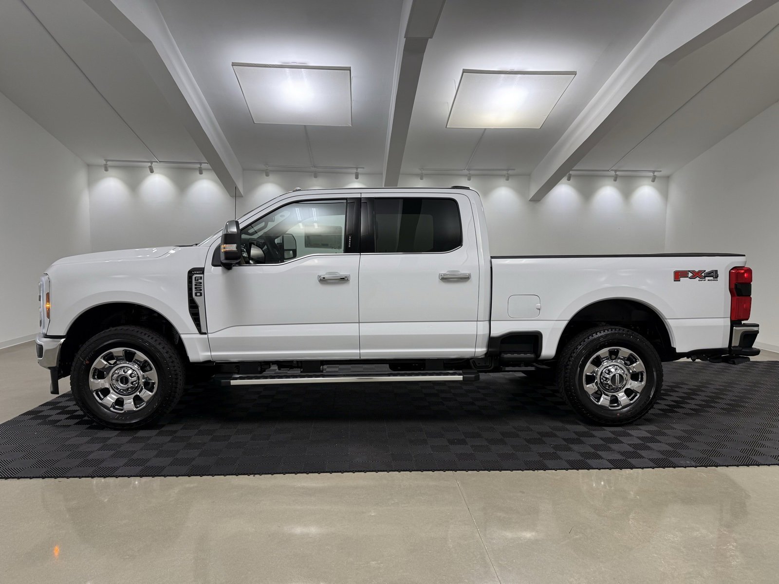 New 2026 Ford F250 Lariat image 4