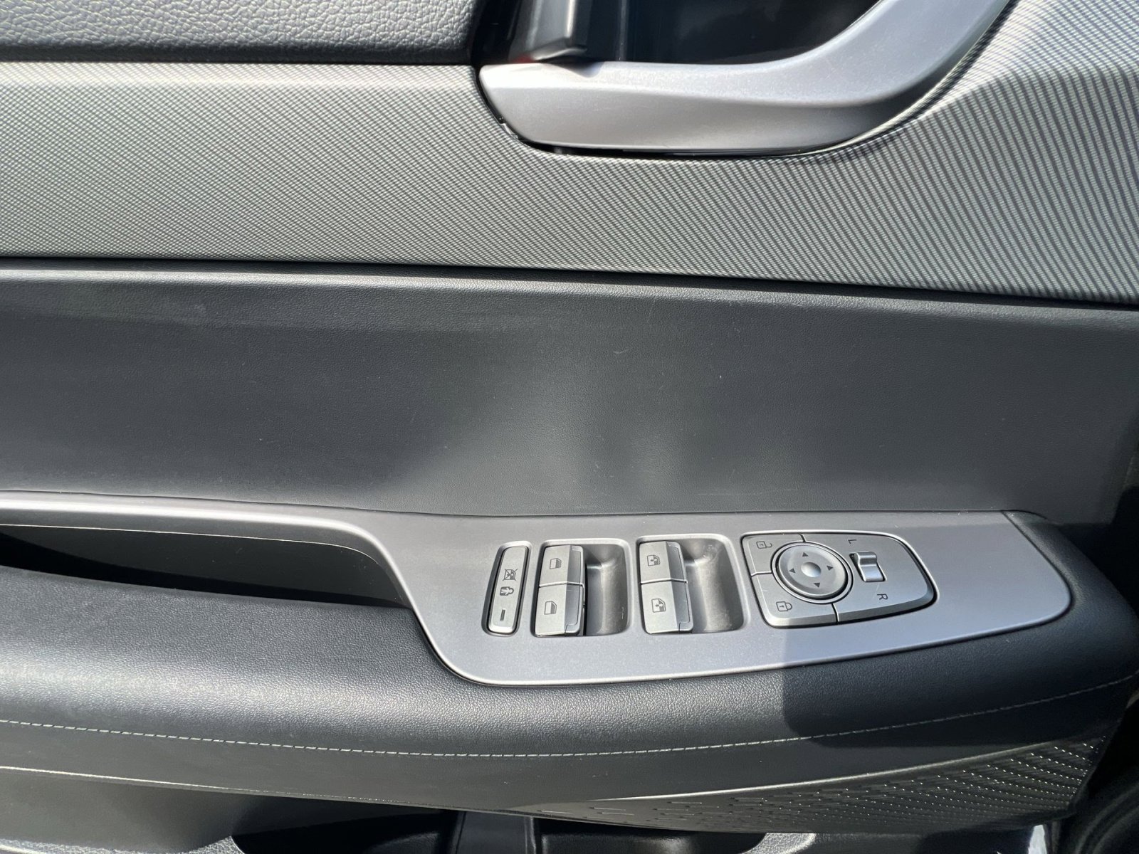 Used 2025 Hyundai Palisade SEL AWD/4WD image 15