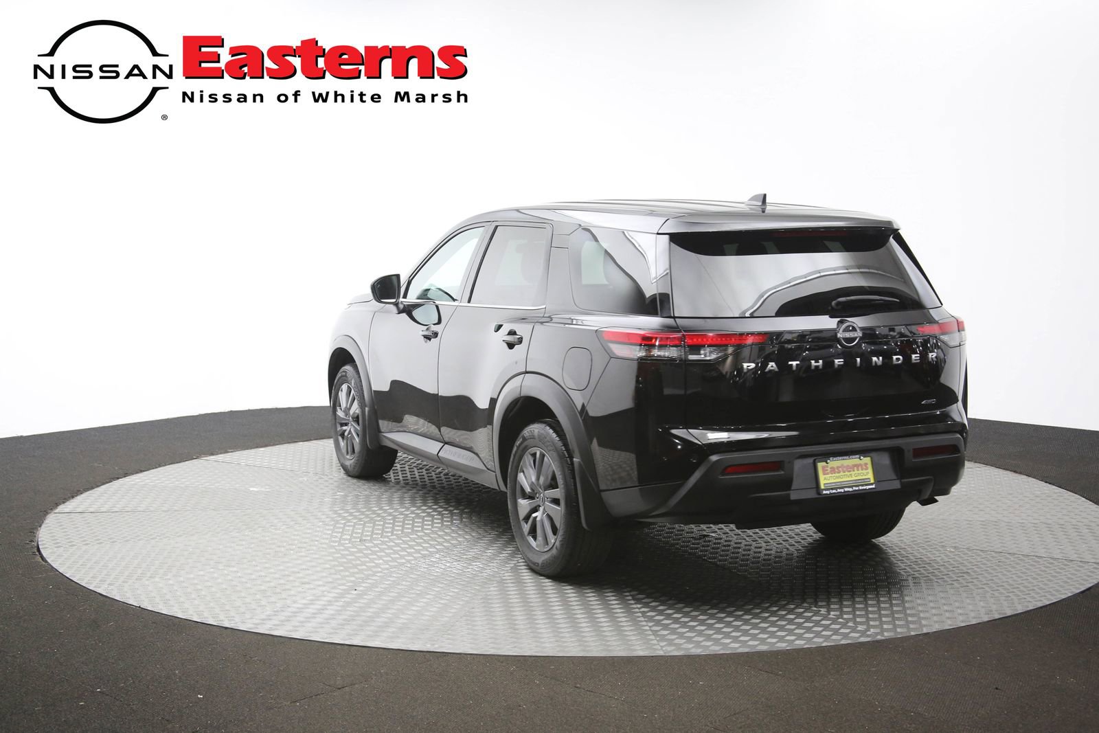Used 2024 Nissan Pathfinder S AWD/4WD image 64