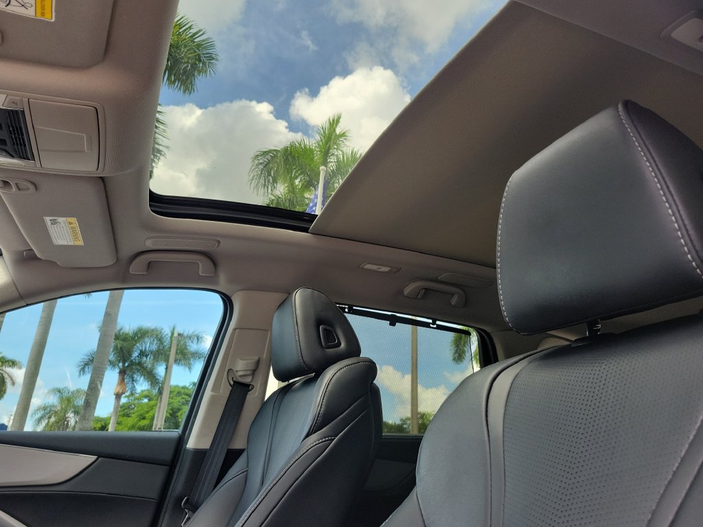 Used 2025 Acura MDX w/ Technology Package FWD image 25