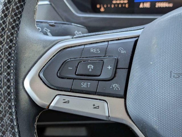 Certified 2023 Volkswagen Tiguan SE FWD image 27