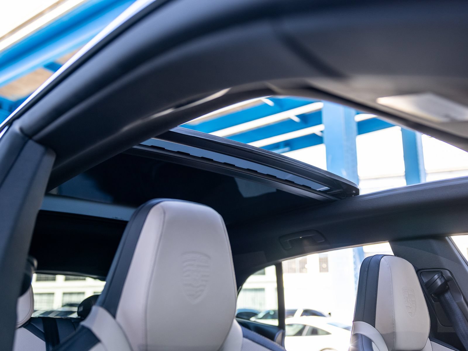 New 2026 Porsche Cayenne Electric AWD/4WD image 60
