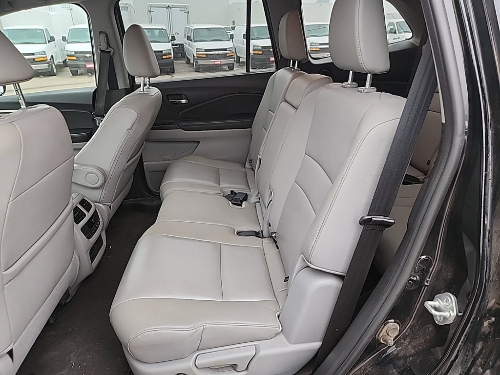 Used 2017 Honda Pilot EX-L image 39