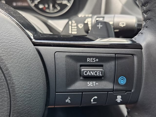 Used 2021 Nissan Rogue SV w/ Premium Package FWD image 24