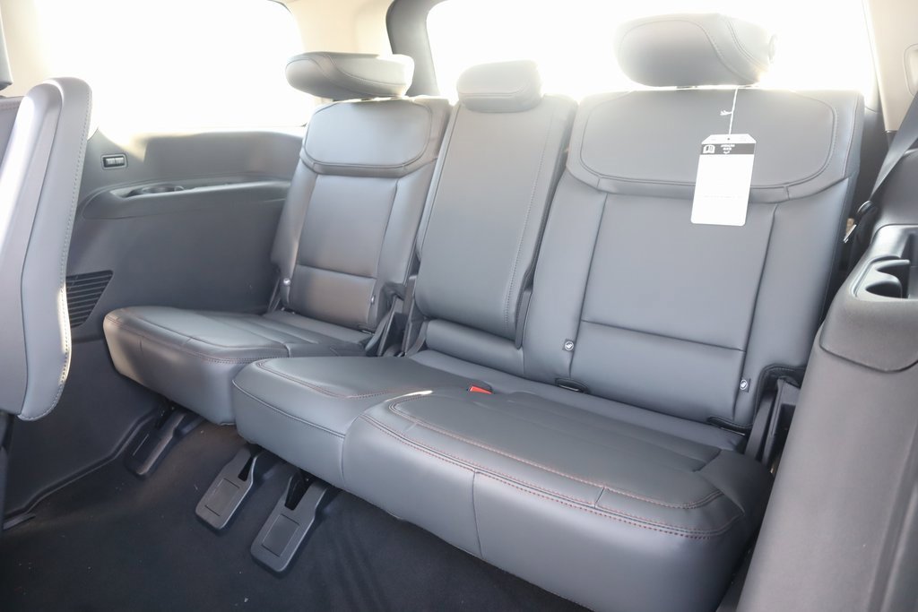 New 2025 Ford Expedition Active image 13