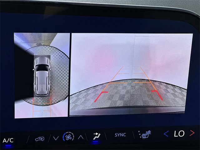 New 2026 Chevrolet Traverse LT w/ Driver Confidence Package image 15