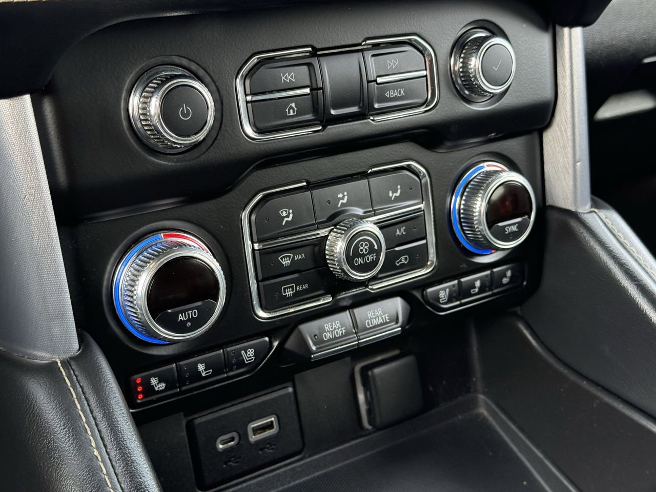 Used 2022 GMC Yukon XL SLT image 20