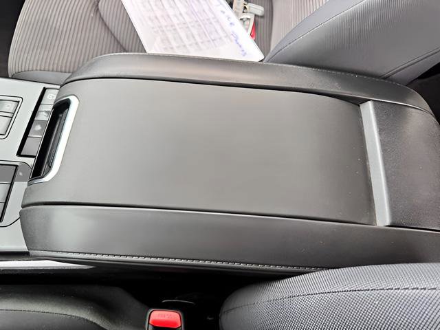 Used 2021 Toyota Highlander LE image 32