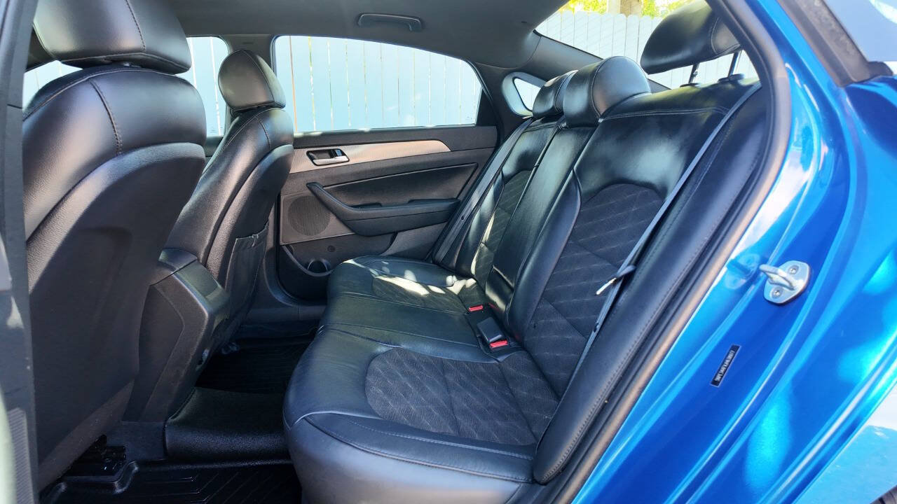 Used 2018 Hyundai Sonata Sport w/ Cargo Package FWD image 11