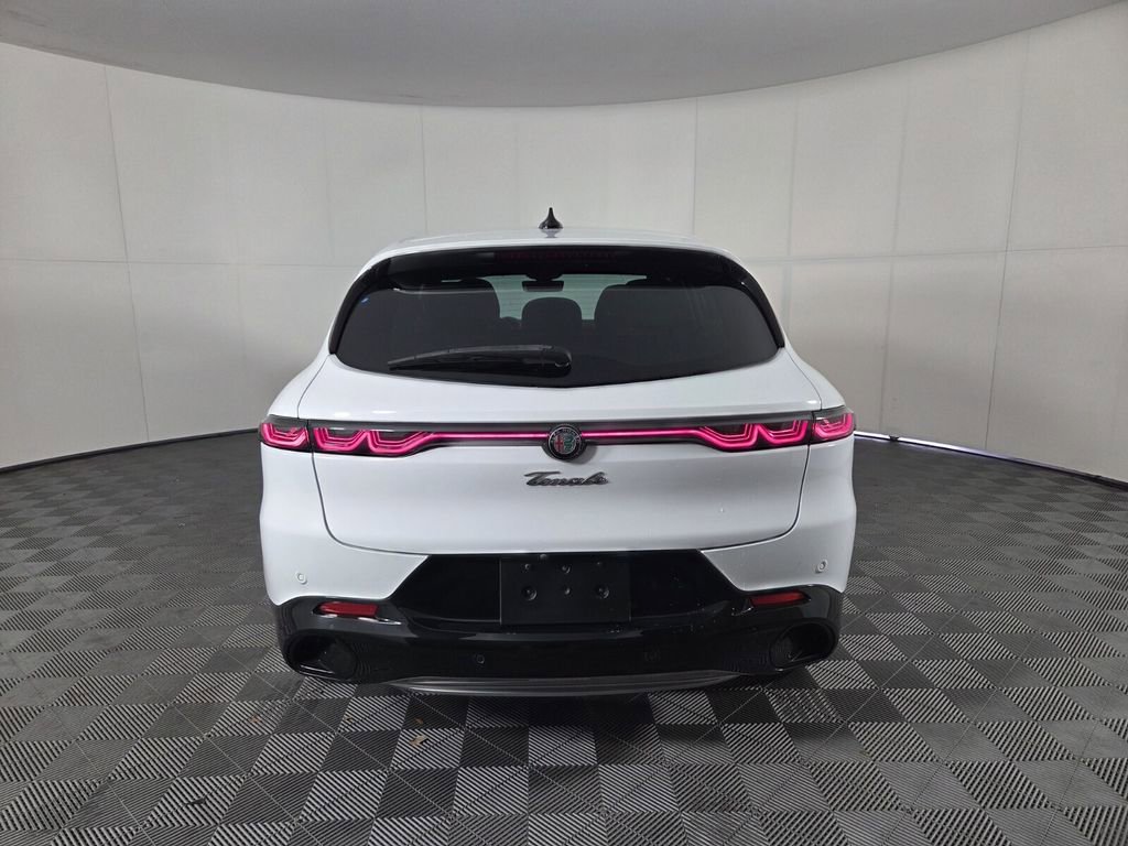 Used 2024 Alfa Romeo Tonale Ti w/ Active Assist Package image 8