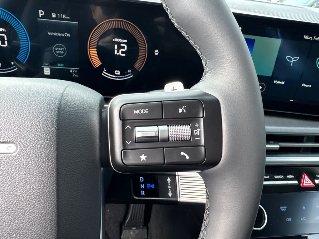 New 2026 Hyundai Santa Fe SE image 16