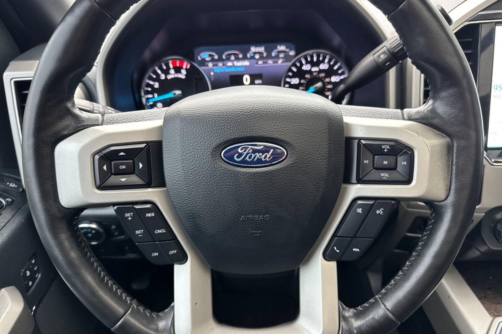 Certified 2022 Ford F250 Lariat w/ Lariat Ultimate Package image 24