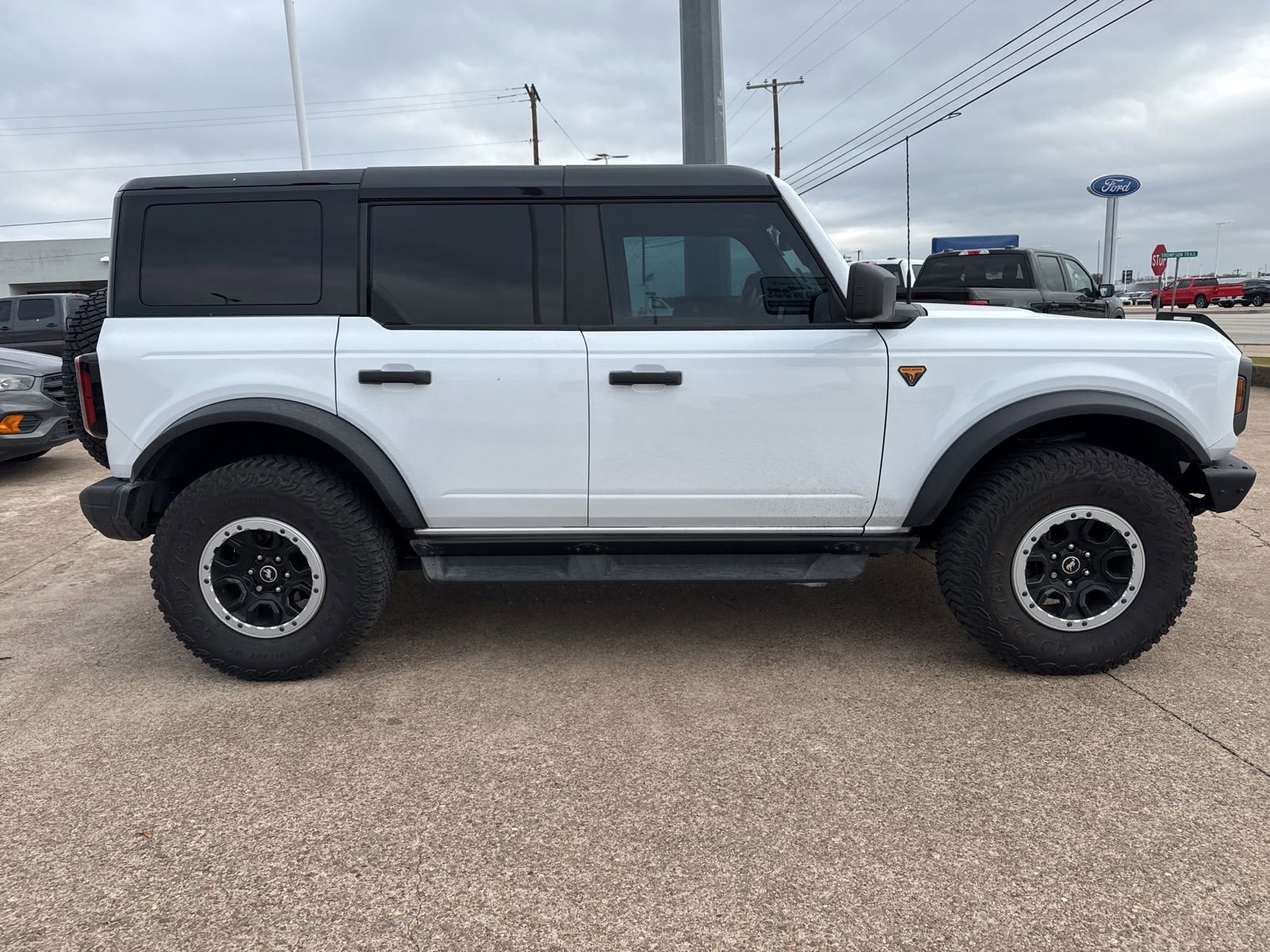 Used 2024 Ford Bronco Badlands w/ Sasquatch Package image 8