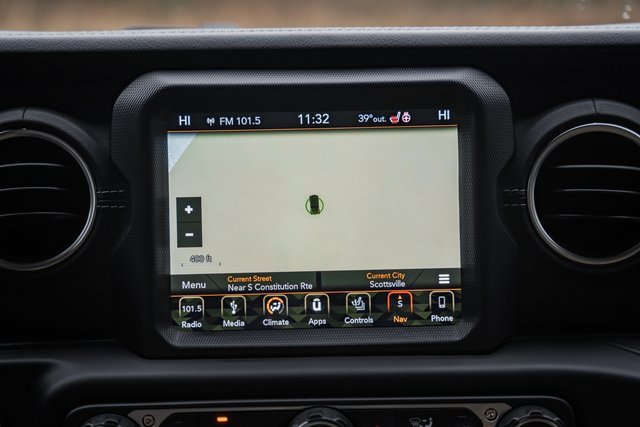 Used 2018 Jeep Wrangler Unlimited Sahara w/ Dual Top Group image 24