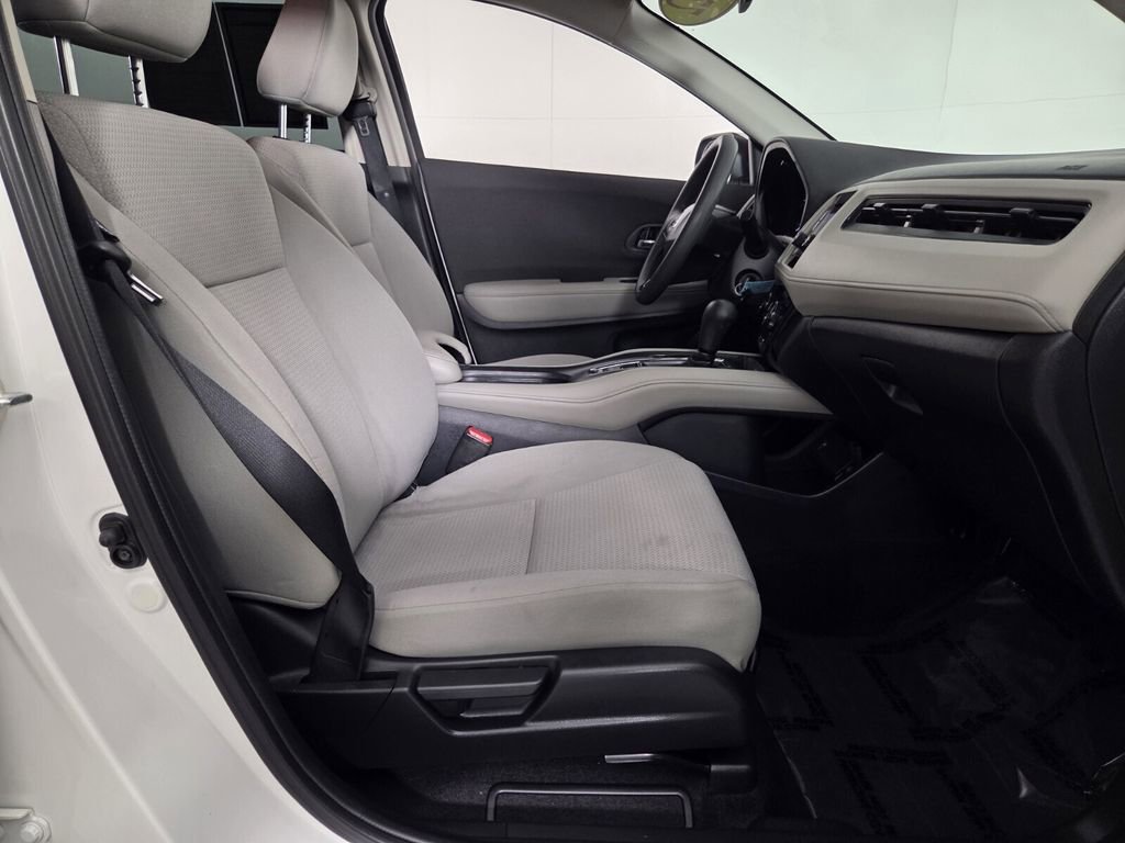 Used 2022 Honda HR-V LX image 31