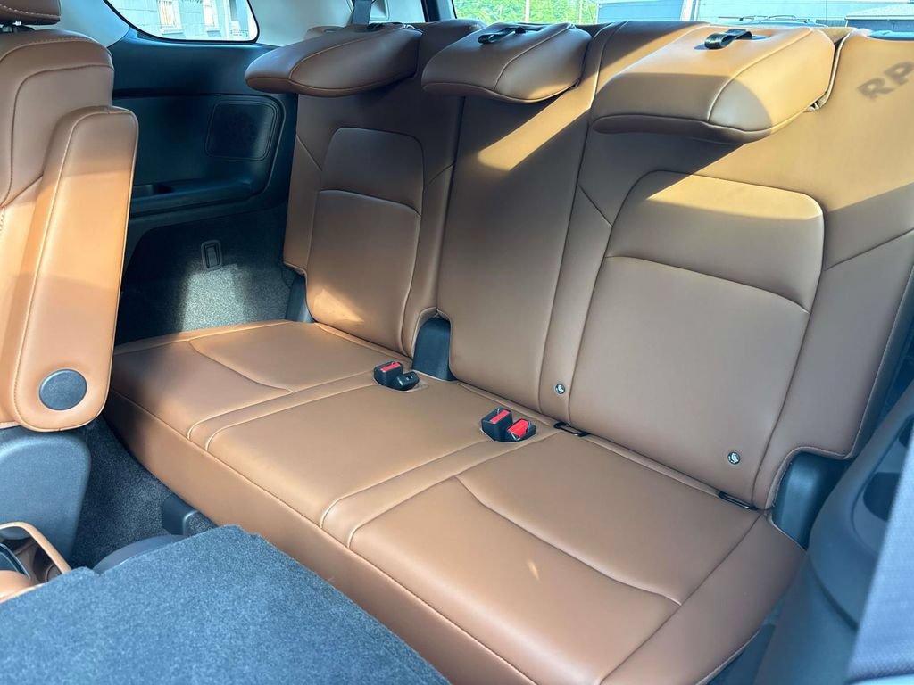 New 2026 Nissan Pathfinder Platinum AWD/4WD image 9