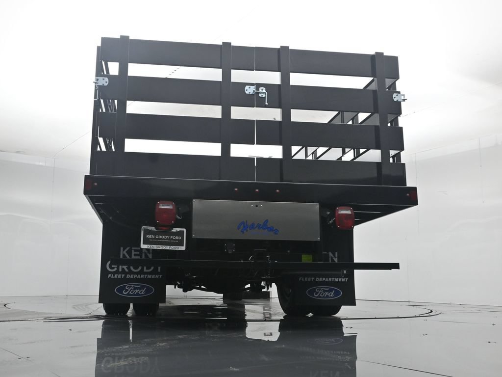 New 2026 Ford F350 XL w/ XL Chrome Package RWD image 34