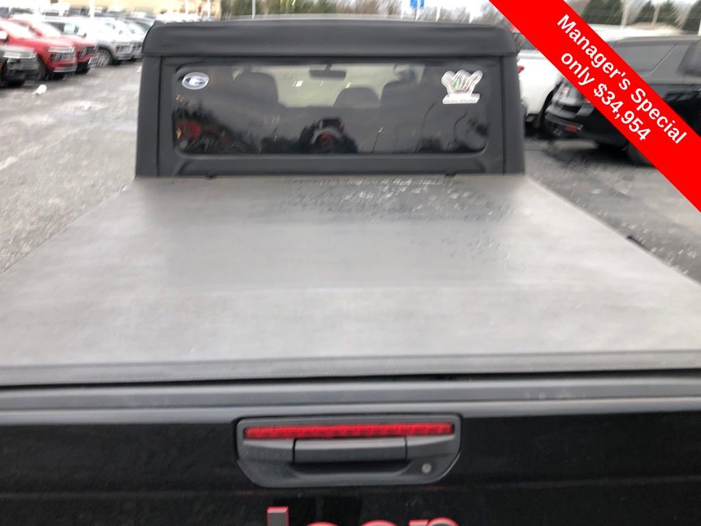 Used 2023 Jeep Gladiator Rubicon w/ Cold Weather Group image 23