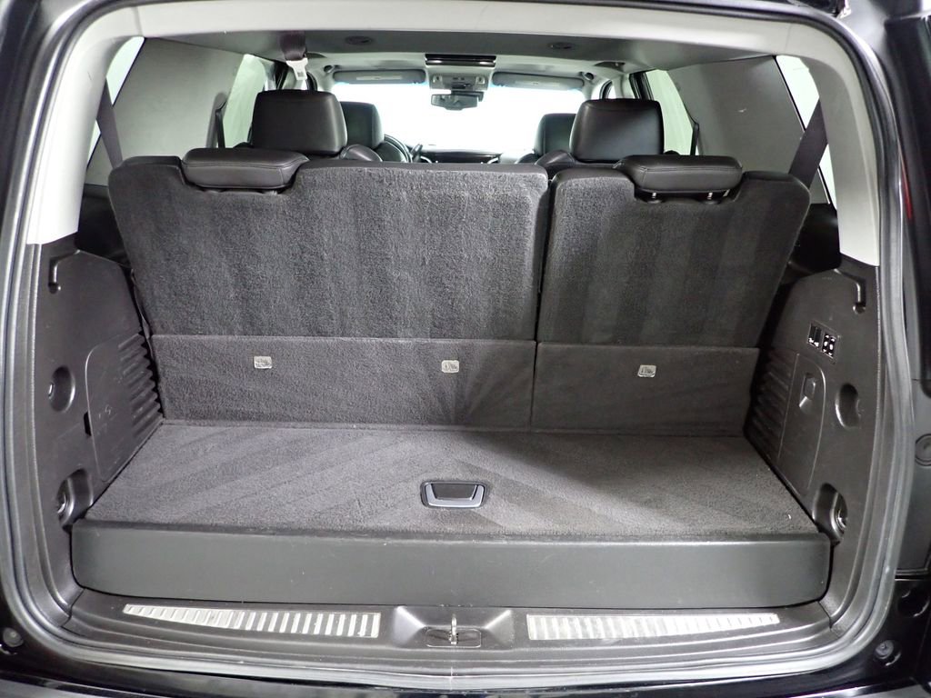 Used 2016 Cadillac Escalade Premium image 18