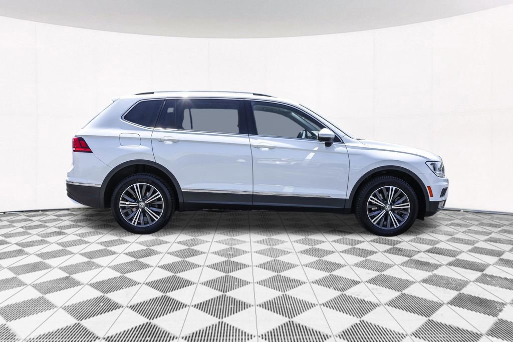 Used 2019 Volkswagen Tiguan SE FWD image 11