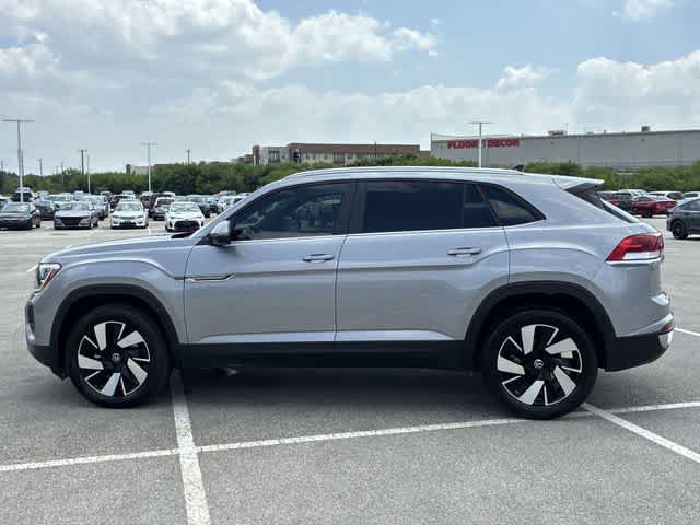 Used 2026 Volkswagen Atlas Cross Sport SE FWD image 3