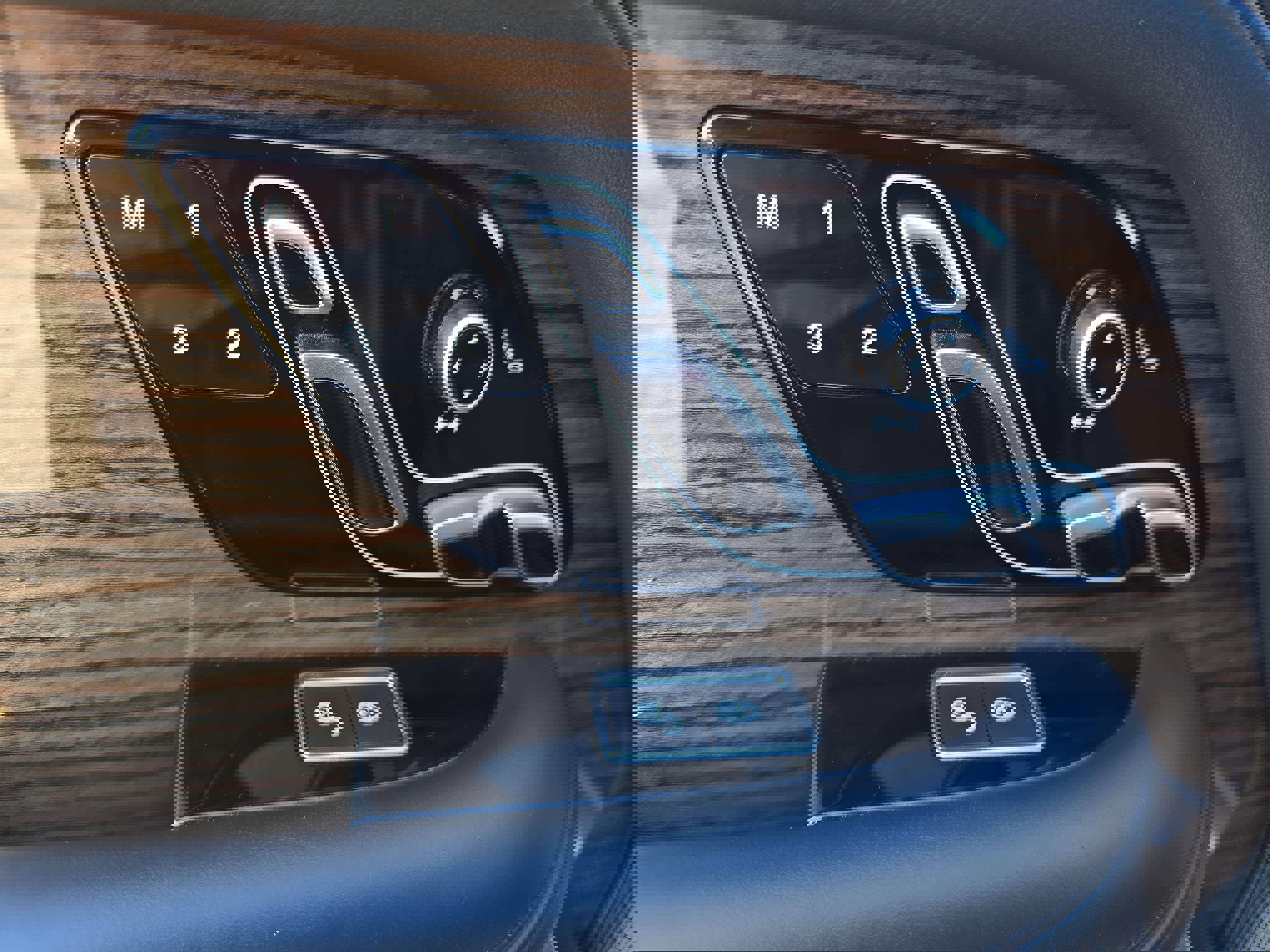 Used 2019 Land Rover Range Rover HSE image 30