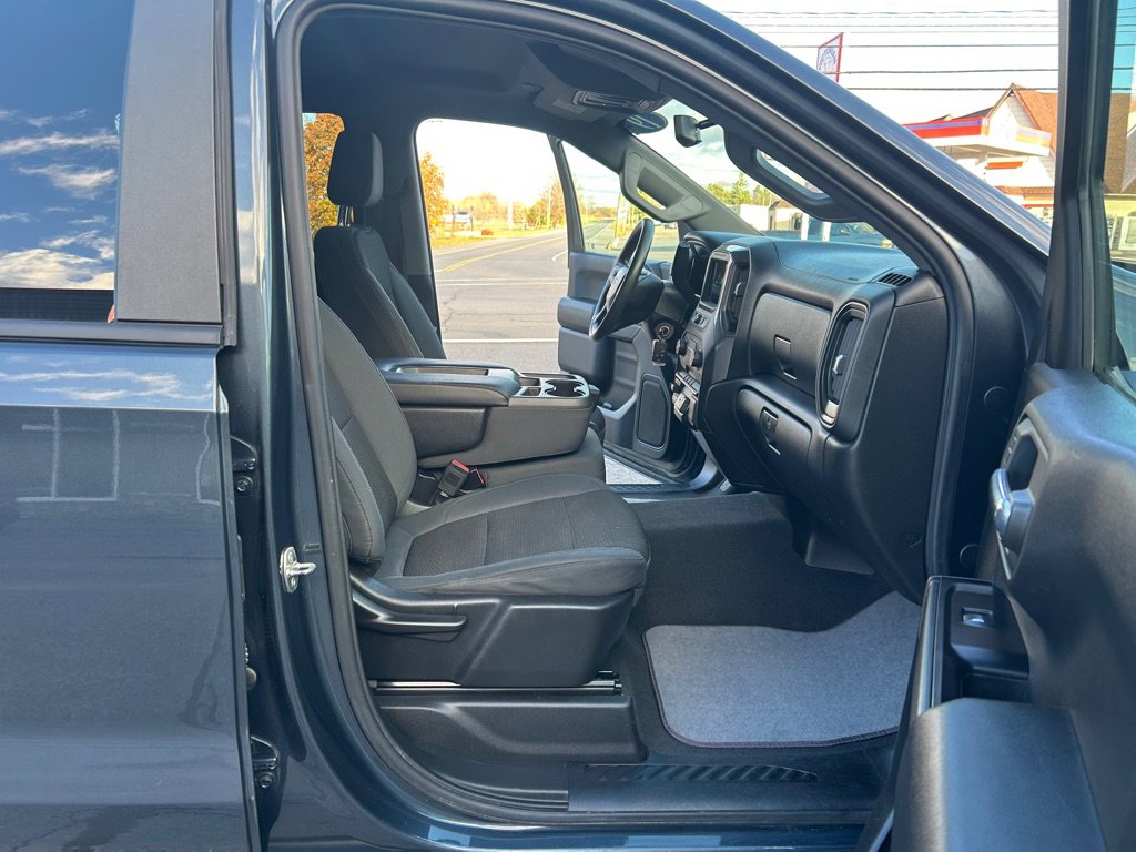 Used 2019 Chevrolet Silverado 1500 Custom w/ Custom Convenience Package image 21