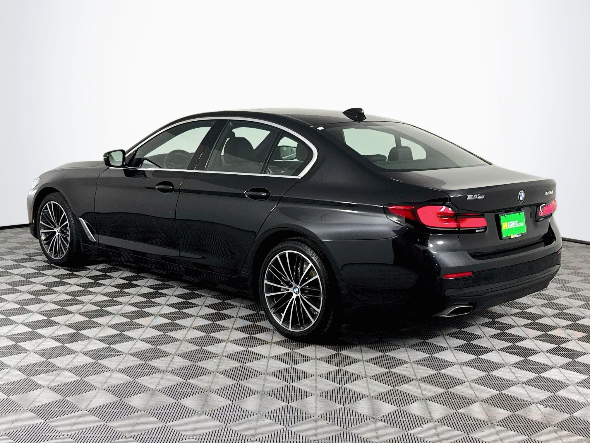 Used 2023 BMW 530i w/ Convenience Package RWD image 6