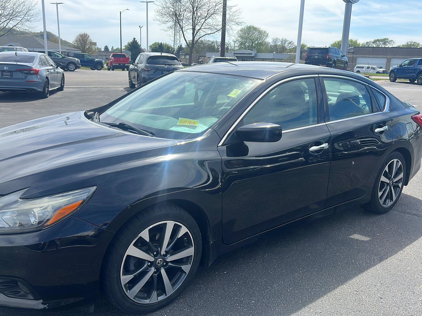 Used 2016 Nissan Altima 3.5 SR FWD image 10