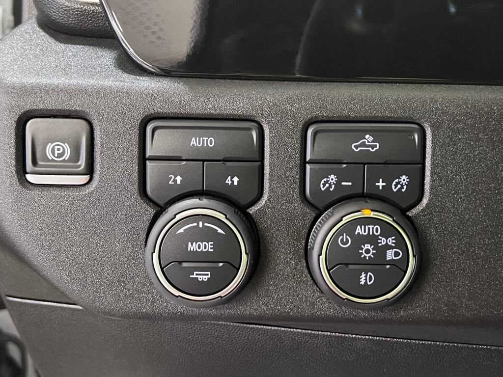 Used 2025 Chevrolet Silverado 1500 RST image 24