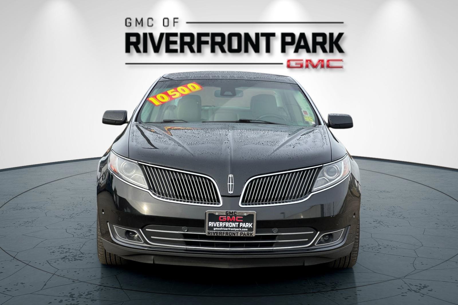 Used 2014 Lincoln MKS w/ Equipment Group 101A image 8