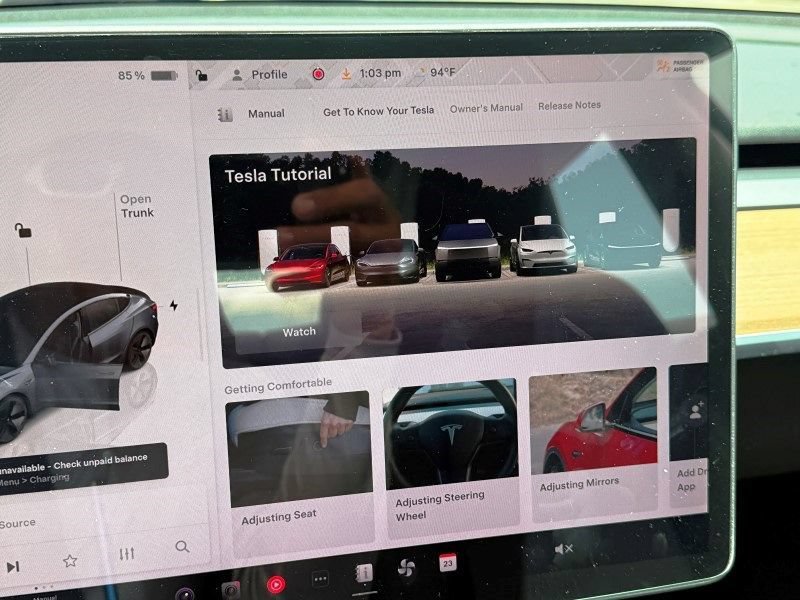 Used 2023 Tesla Model 3 Standard Range RWD image 28