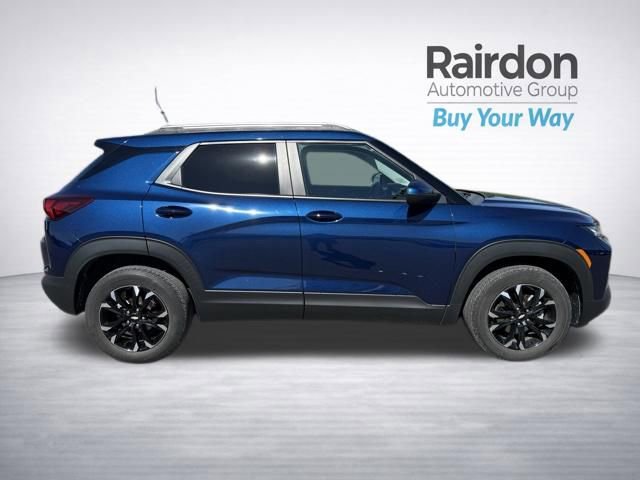 Used 2023 Chevrolet TrailBlazer LT w/ Convenience Package AWD/4WD image 8