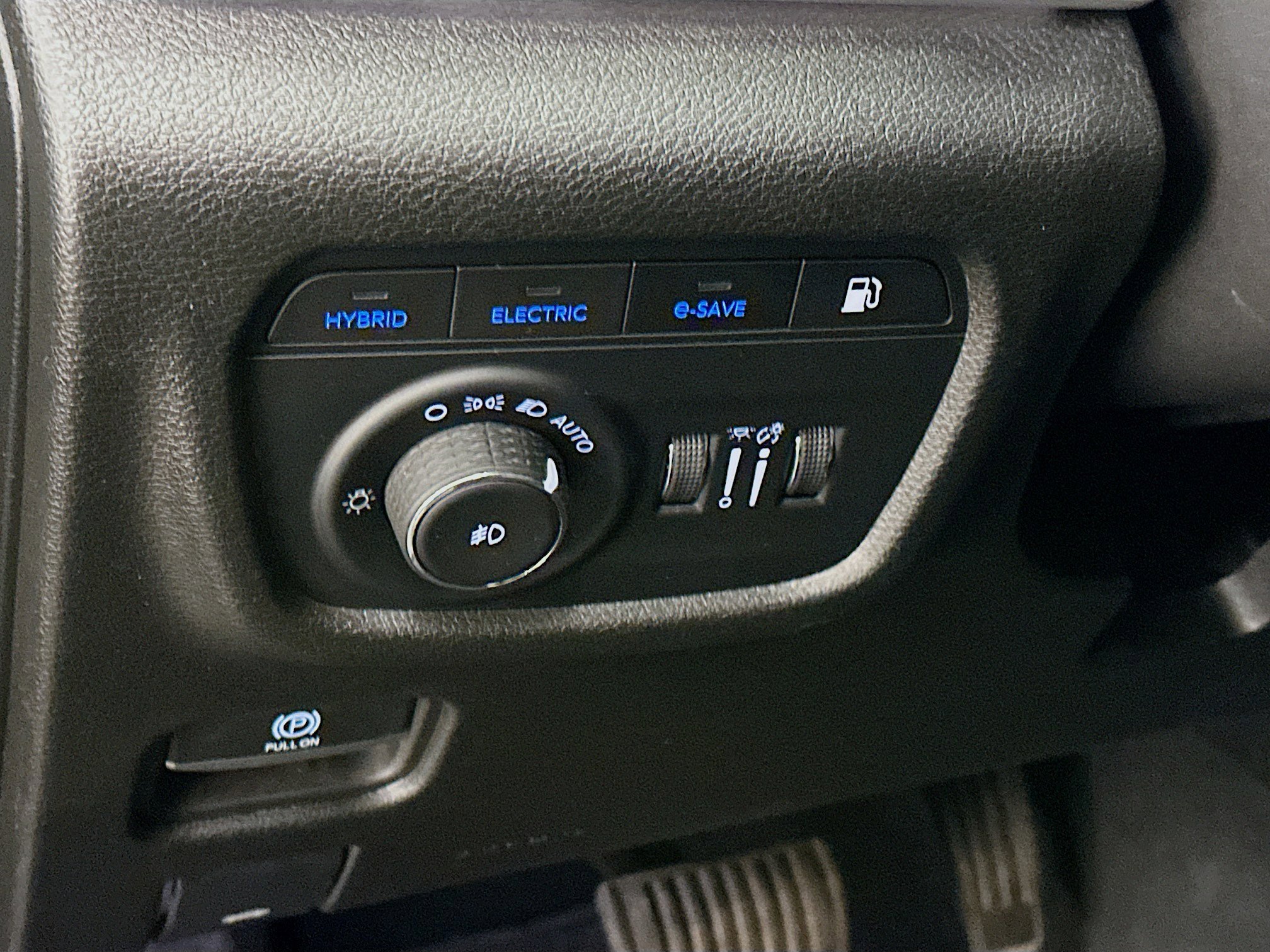 Used 2022 Jeep Grand Cherokee Limited 4xe w/ MOPAR Finishing Package image 17