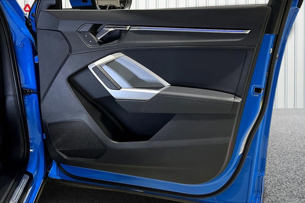 Used 2022 Audi Q3 2.0T Premium Plus image 28