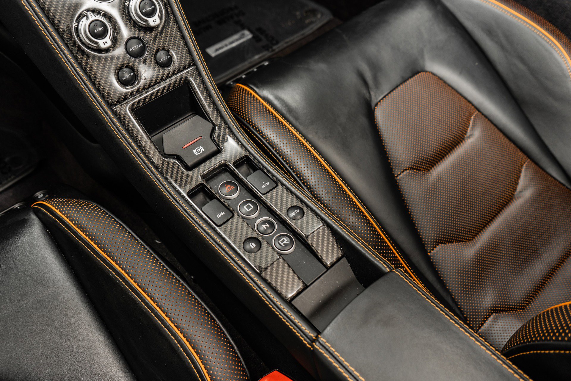 Used 2015 McLaren 650S Spider RWD image 25
