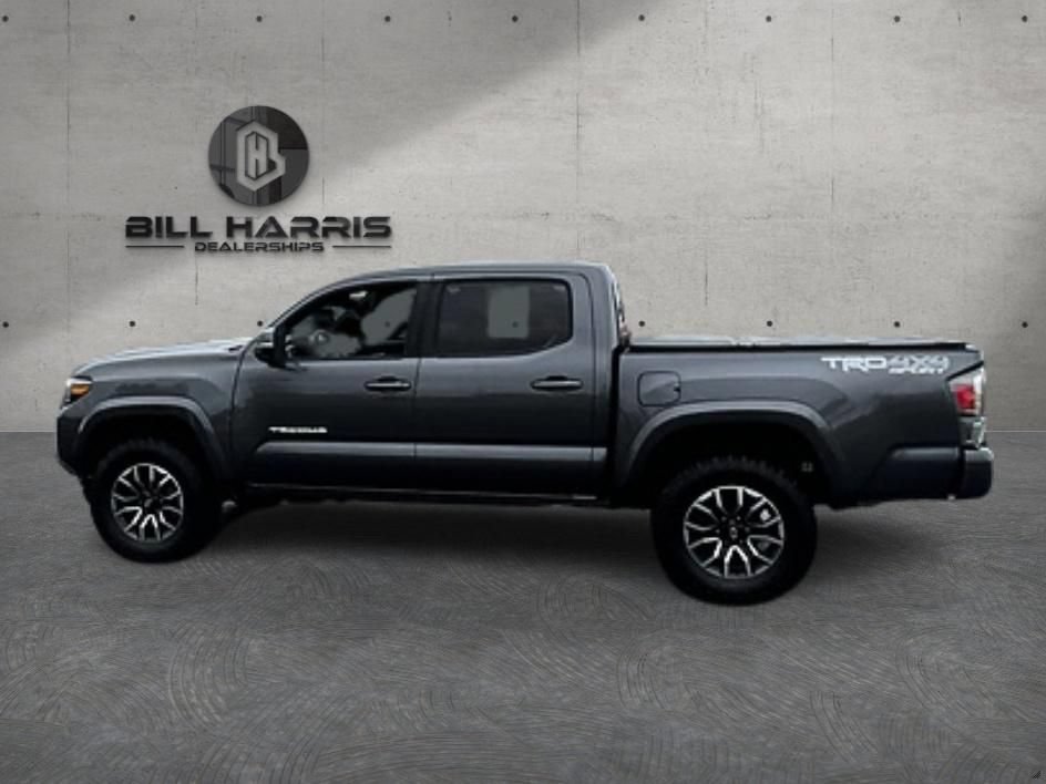 Used 2022 Toyota Tacoma TRD Sport AWD/4WD image 7