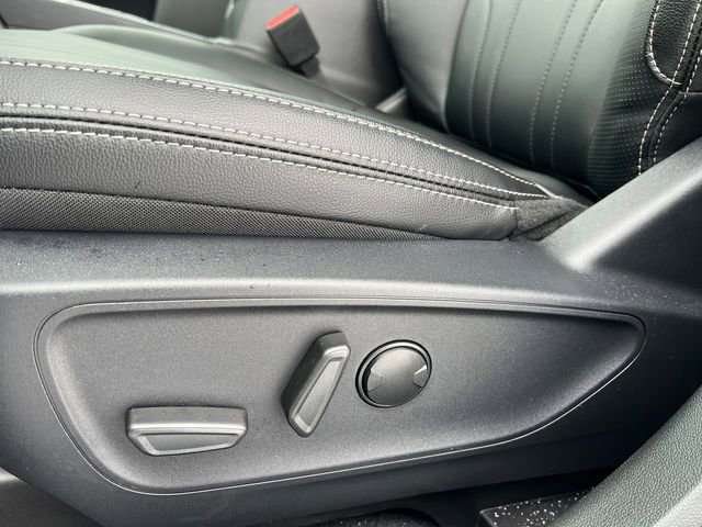 New 2026 Ford Escape Platinum w/ Premium Technology Package image 11